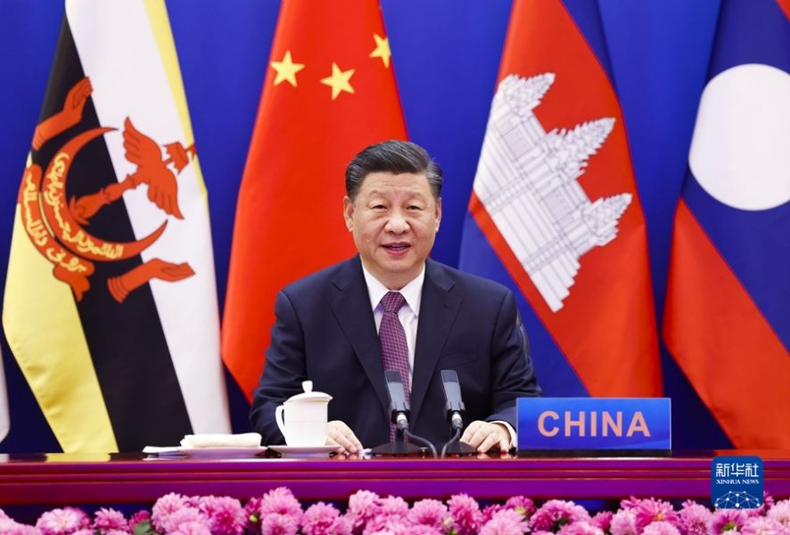 习近平出席并主持中国－东盟建立对话关系30周年纪念峰会.jpg